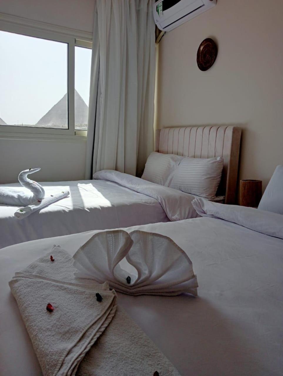 Pyramids Era View Hotel Kafrat al Jabal Luaran gambar