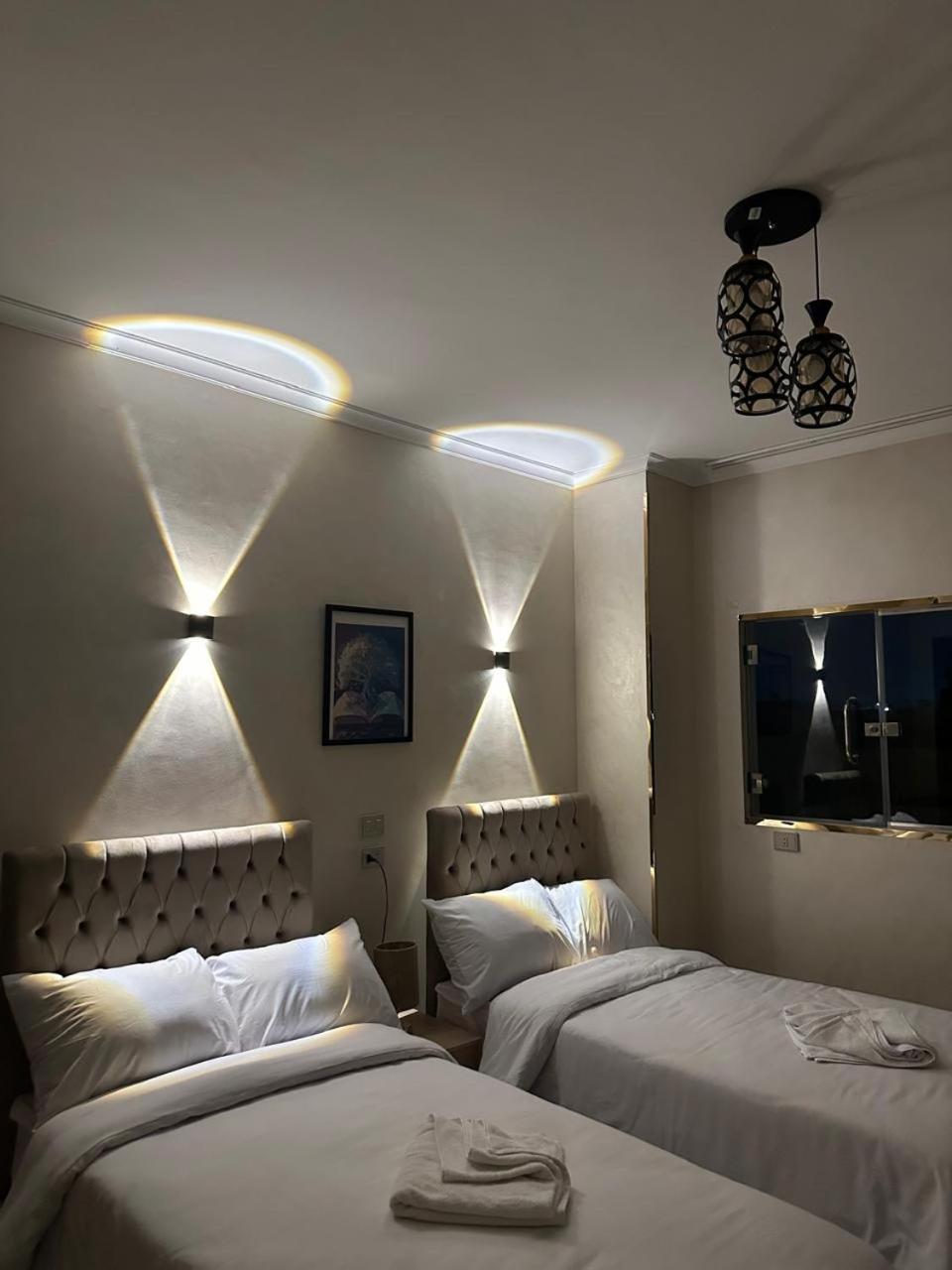 Pyramids Era View Hotel Kafrat al Jabal Luaran gambar